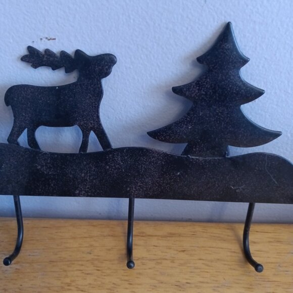 Woodland Metal Elk Wall Hook Home Rustic Cabin Decor 4 hooks Pine Trees 10"x4" - Picture 3 of 4